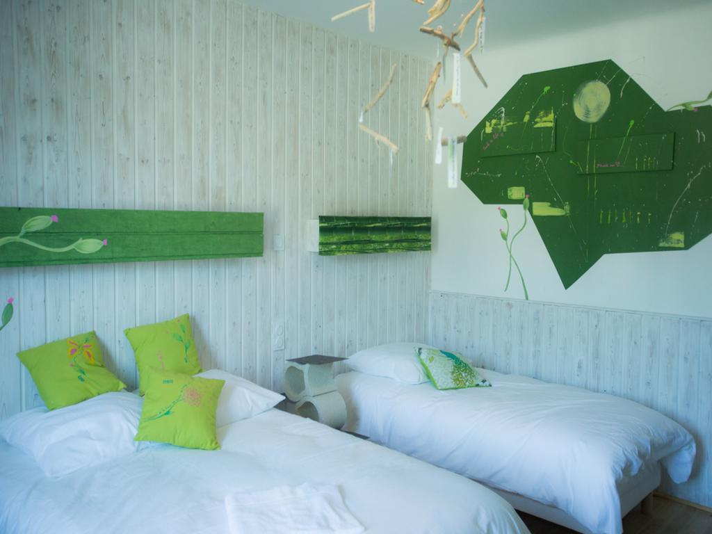 Mamie Jane Motel Aix-les-Bains Oda fotoğraf